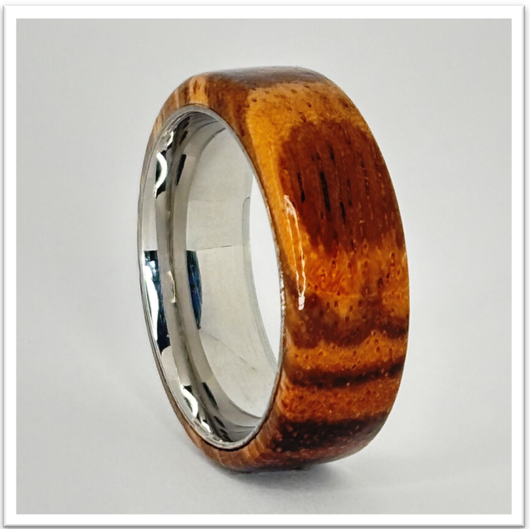 Discounted Ring 14 (SIZE 9)